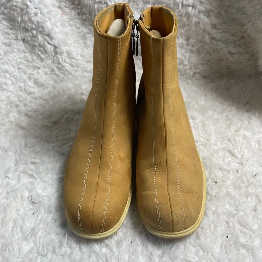 Timberland leather wheat Nubuck ankle wedge boots side zipper size 7.5M